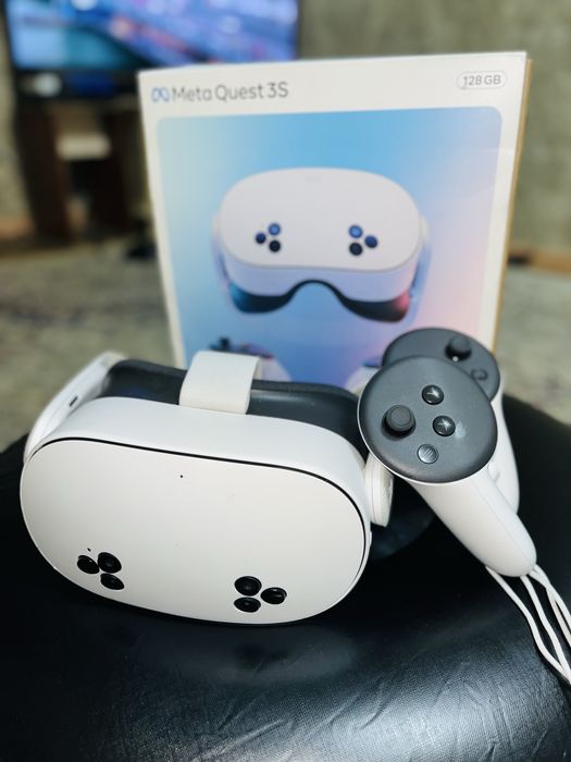 Очки виртуальной реальности Meta Quest 3S 128 Gb
