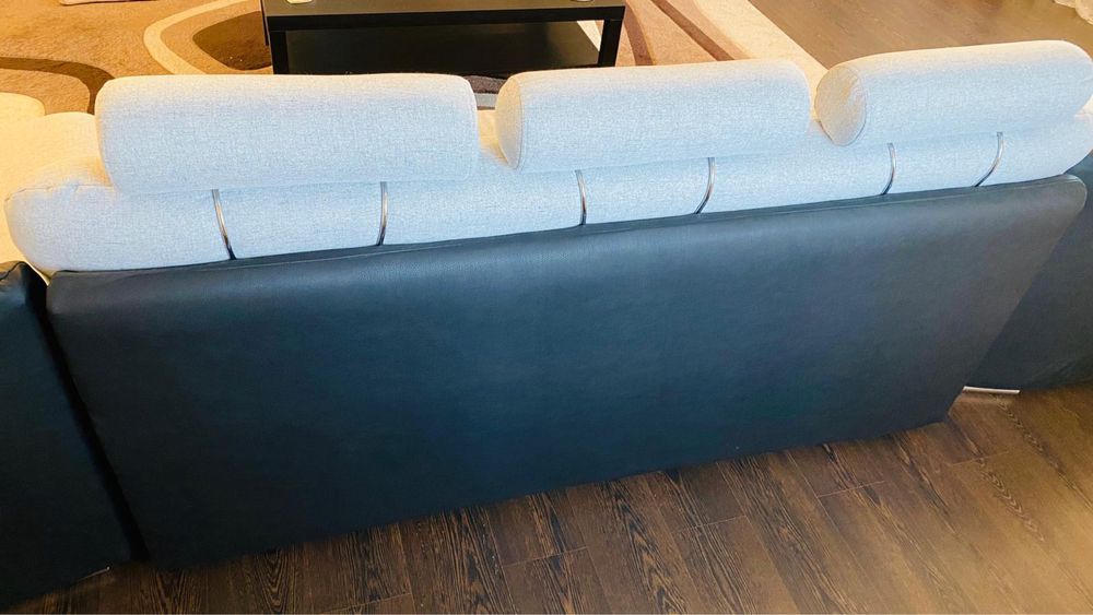 Vând set canapea + 2 fotolii – stare excelentă!