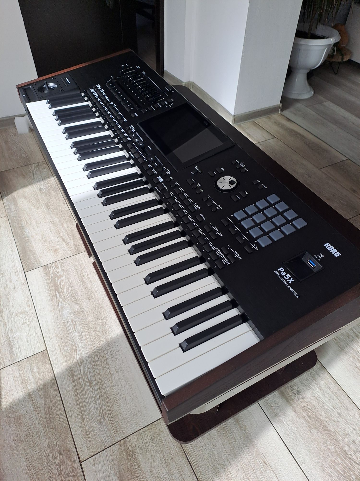 Vând KORG Pa5x PRO