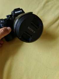 Sony 85mm 1.8 FE