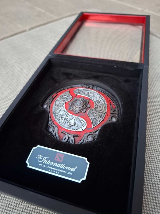 Dota 2 - The International 2022 TI11 Aegis of Champions replica