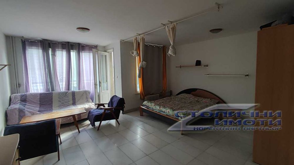 Продава се Двустаен апартамент в София, Център - 69 кв.м за 2232 €/кв.м - Снимка #1