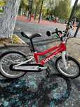 Bicicleta copii Woom 2 rosu