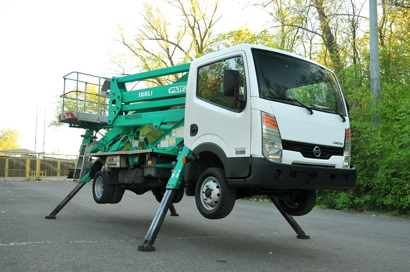 Nissan Cabstar !! Nacela PRB !! Isoli 205 !! 20 M !! 3000 ore !!