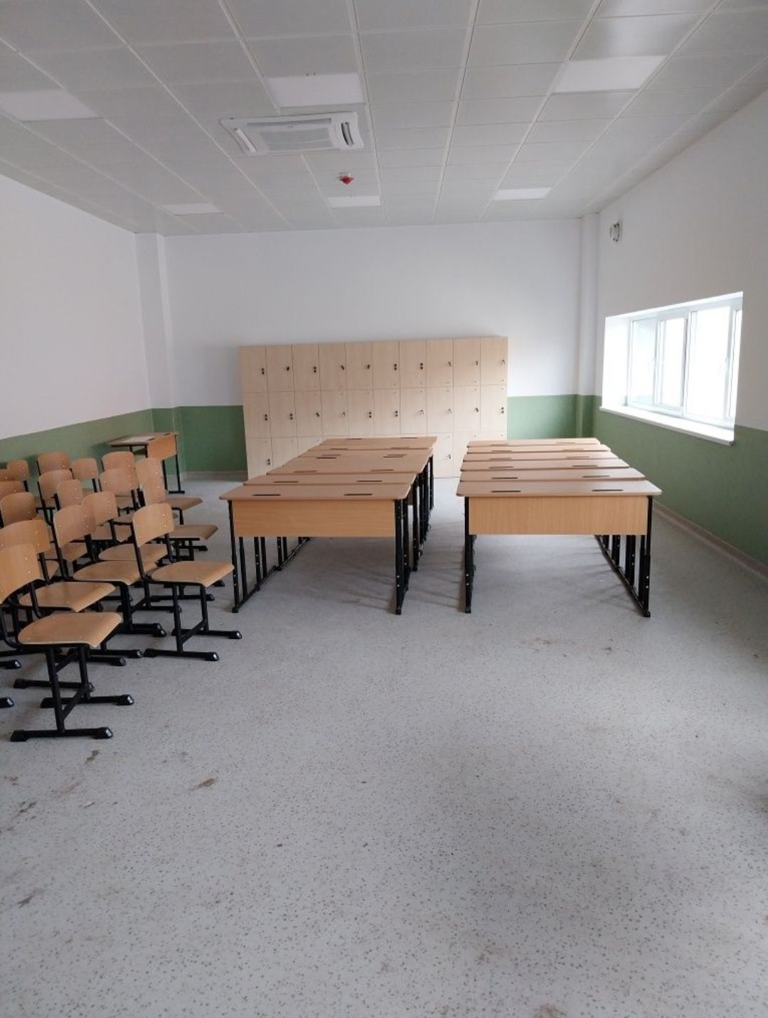 Montaje/montare mobila/mobilier