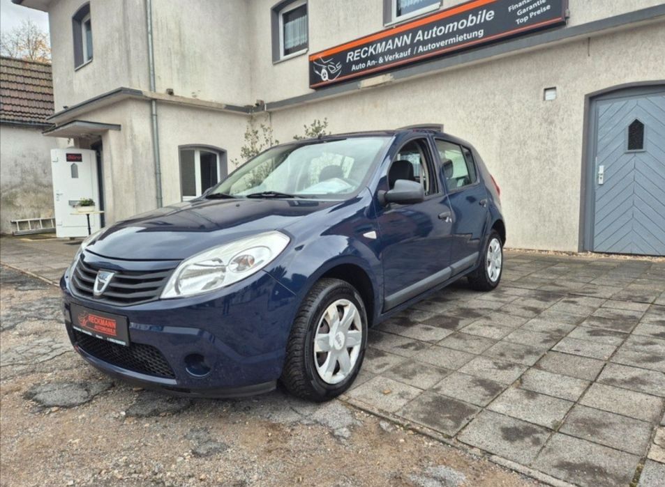 Dacia Sandero Laureate Model 2011 Motor 1,2 Benzină Mpi Clasic Climă