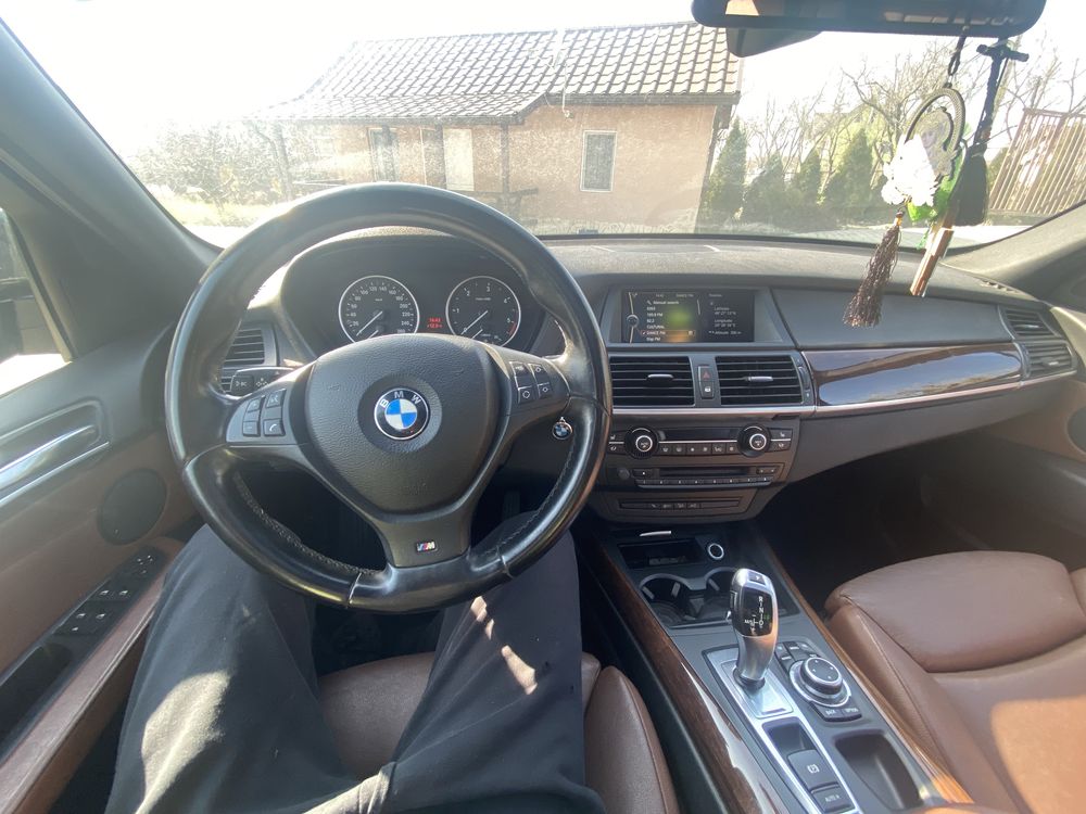BMW x5 40d pachet m/soft close/automatik