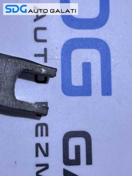 Clema Suport Ghidaj Sustinere Injector Injectoare Opel Astra K 1.6 CDTi 2015 – 2021 Cod sdgcioa1