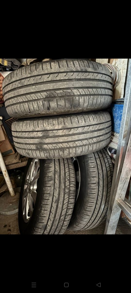 Продам диски с шинами