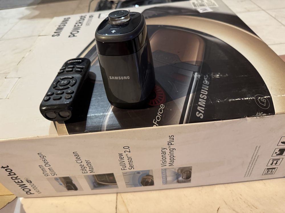 Прахосмукачка робот Самсунг - Samsung powerbot VR7000