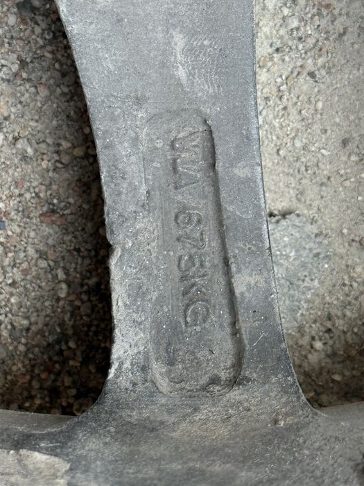 Продам диск 16 5*112