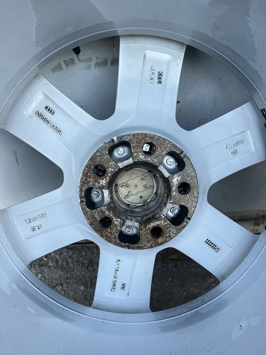 Оригинални Джанти с Гуми за Audi А6 17 цола 4G0601025L
