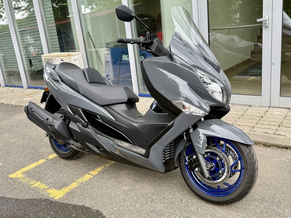Suzuki Burgman 400 2024