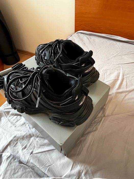 Balenciaga Track 36!