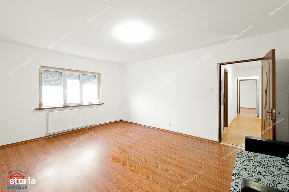 Apartament spațios, renovat, 2 camere decomandate – IC Frimu, etaj 4/4