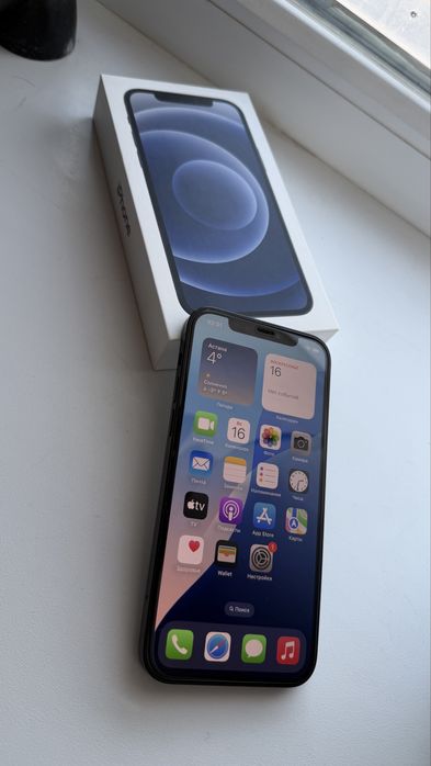 Продам айфон 12, 128ГБ в отличном состояние