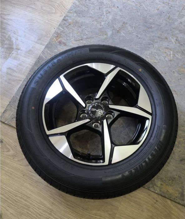 BYD Yuan UP диски с шинами
