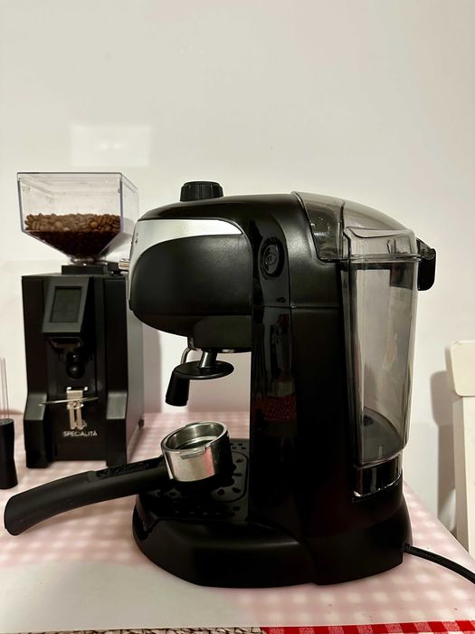 Espressor manual De'Longhi EC221.B