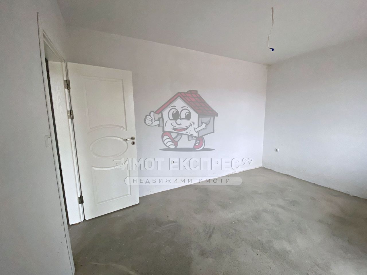 Продава се Тристаен апартамент в Асеновград - 106 кв.м за 1793 €/кв.м - Снимка #12