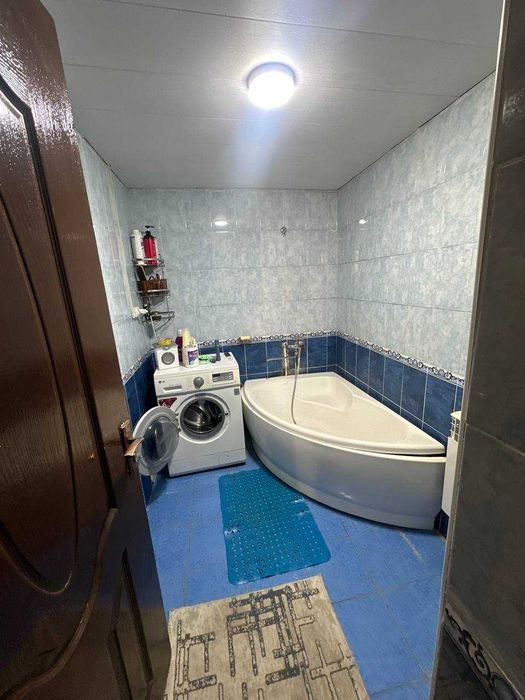 улица Мухтор Ашрафий 2.8 соток 7 комнат с ремонтом, дом Угловой