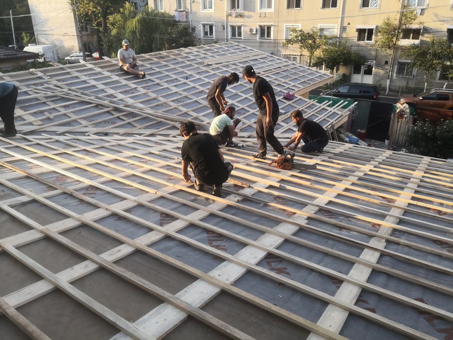 Reparatii acoperisuri tigla metalica tigla ceramica mansarde velux