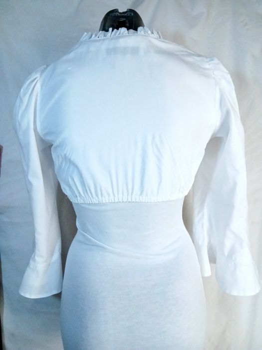 Cămașă Dirndl nr 34 -40 Oktoberfest rochie tiroleza bavareza
Bluza pen