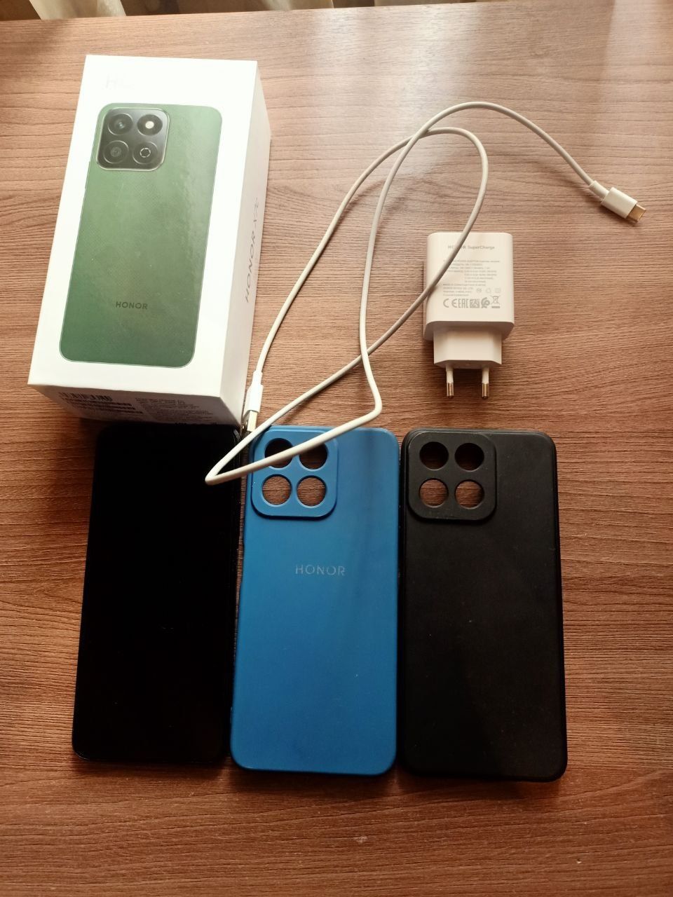Продам телефон Honor X7C