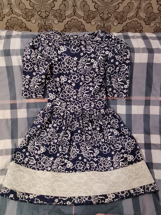 1000тг, 42 размер