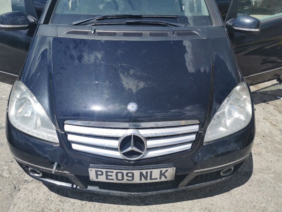 dezmembrez mercedes a class facelift/mercedes w169/a class a180/