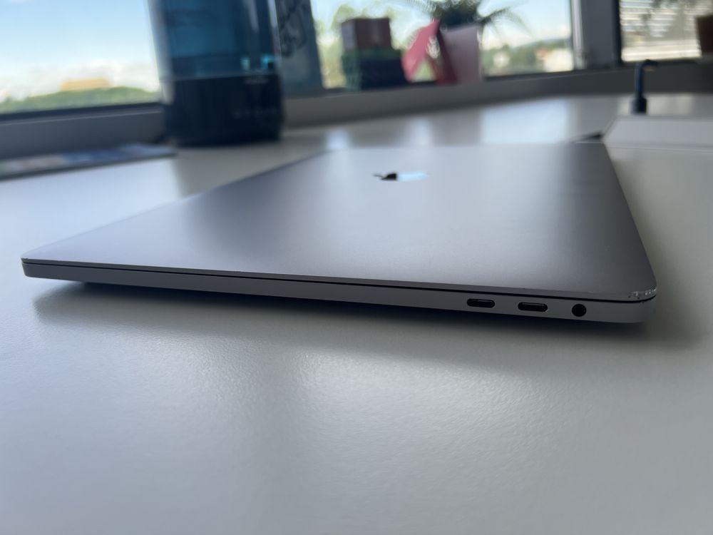 Macbook Pro 16” 2019 Core i9, 1TB