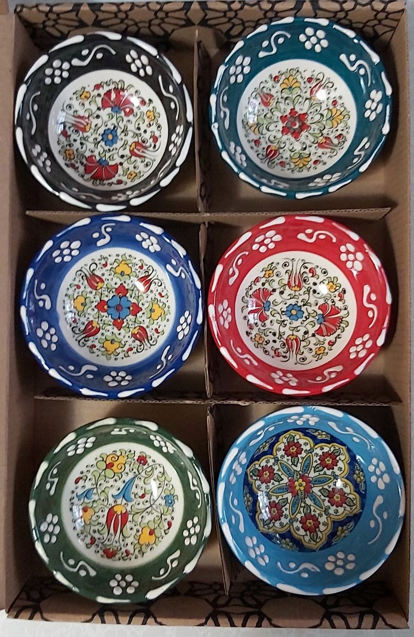 Комплект Керамични купички в кутия
