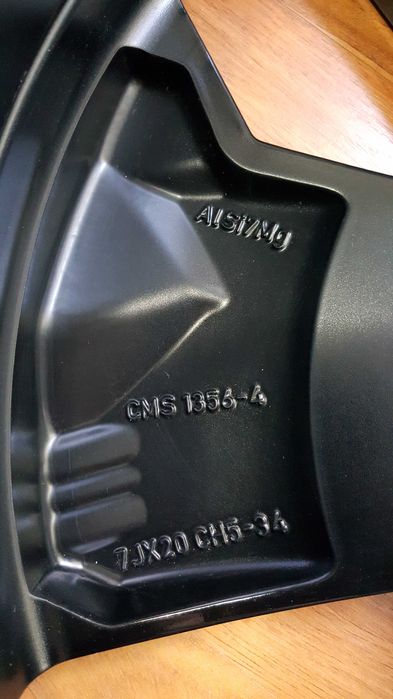 JanteRenaultMeganETechKoleosScenicEspaceAustralNisanXTrailAriya5X114.3