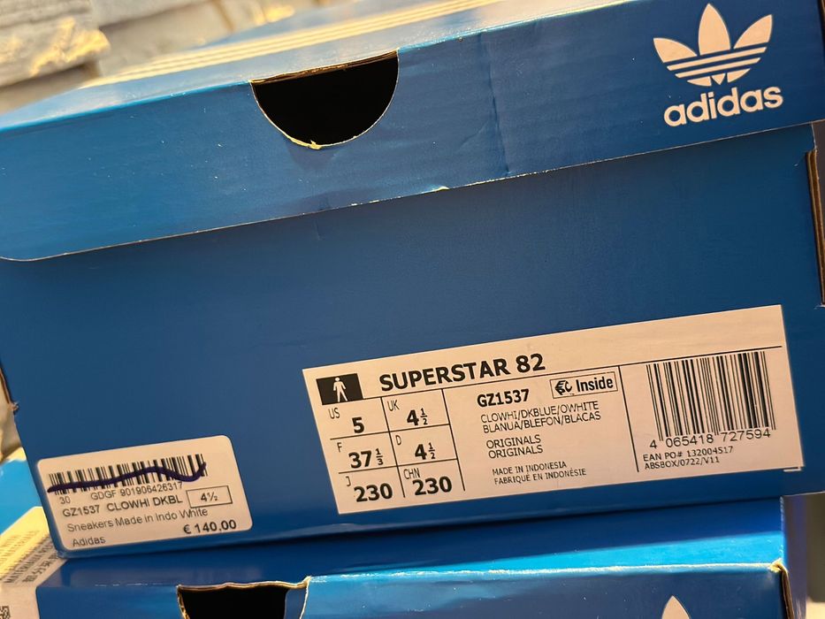 Adidas Superstar noi marimea 37