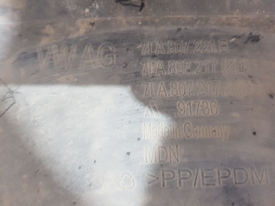 Bara fata VW Transporter T6 facelift an 2019-2021 Cod 7LA.807.221.B