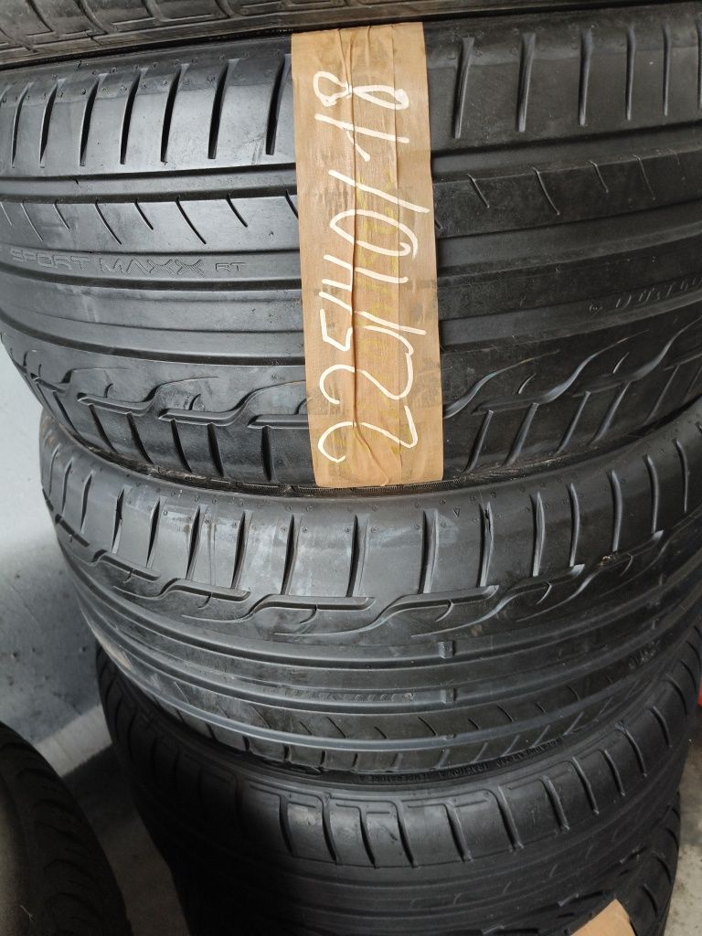 225/40/18 комплект 2 броя Dunlop Sport maxx