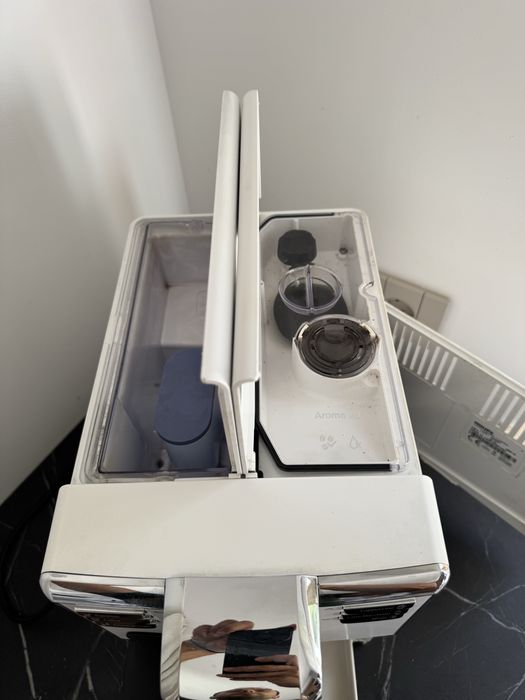 De vanzare Espresor Philips EP5361/10 - 15 bari
