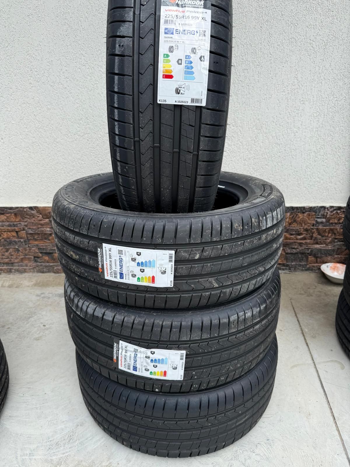 Anvelope Vara Hankook 225/55R16 XL Noi Dot 2025