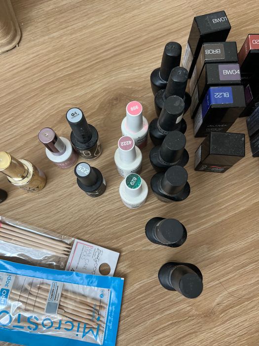 33броя. лакове nailover +форми пили и мостри подарък