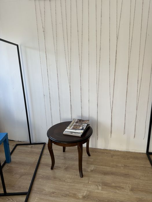 Журнальный  столик деревянный