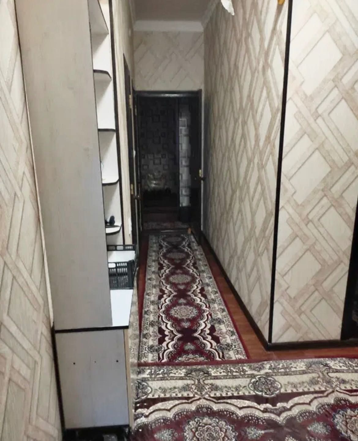 Kvartira sotiladi Garden house orqa tarafi
