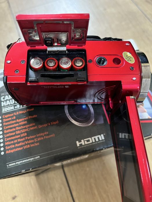 Camera video digitala noua, nefolosita, film, filmare