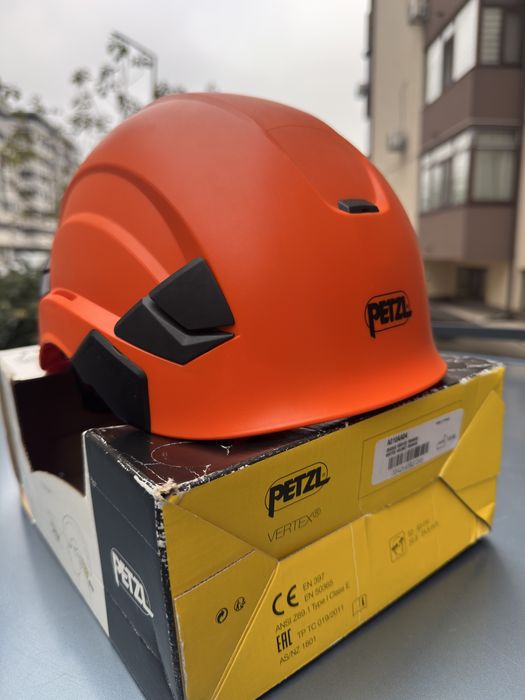 Casca alpinism Petzl