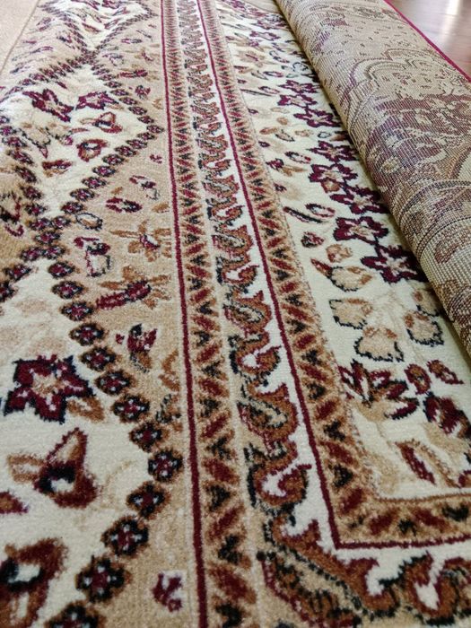 Продаётся ковёр б/у