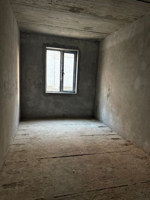 Замона Новостройка.  2/2/3