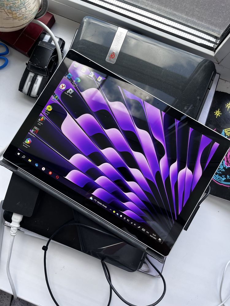 Microsoft surface 6 pro