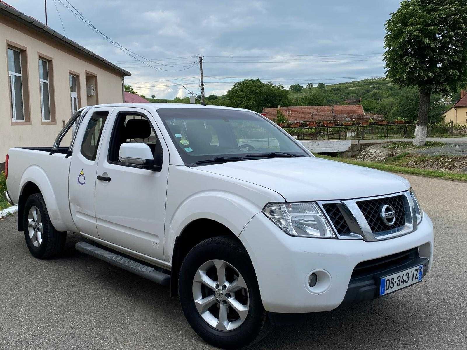 Nissan Navara 4x4 - an 2015, 2.5  (Diesel)