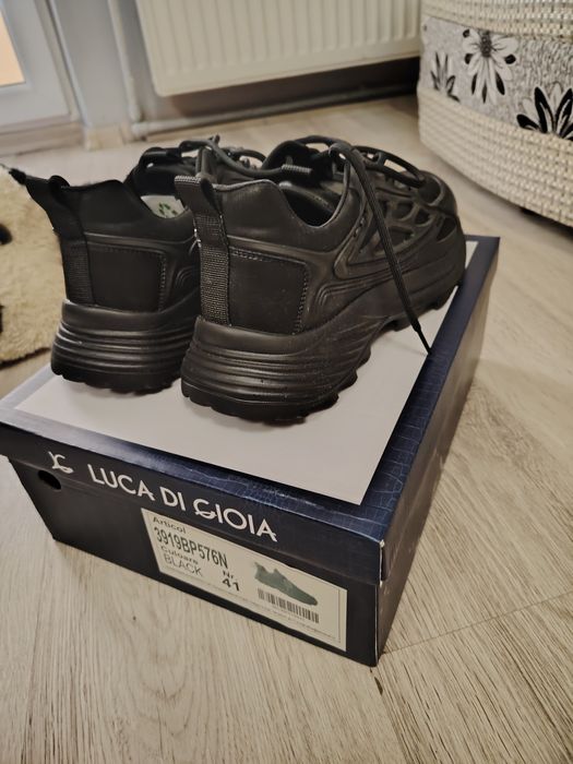 Adidași Piiele Luca di Gioia