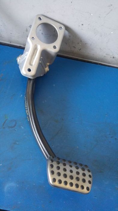 pedala ambreiaj cutie automata mercedes m-class ml 350 4matic w164 2011 a1642902001