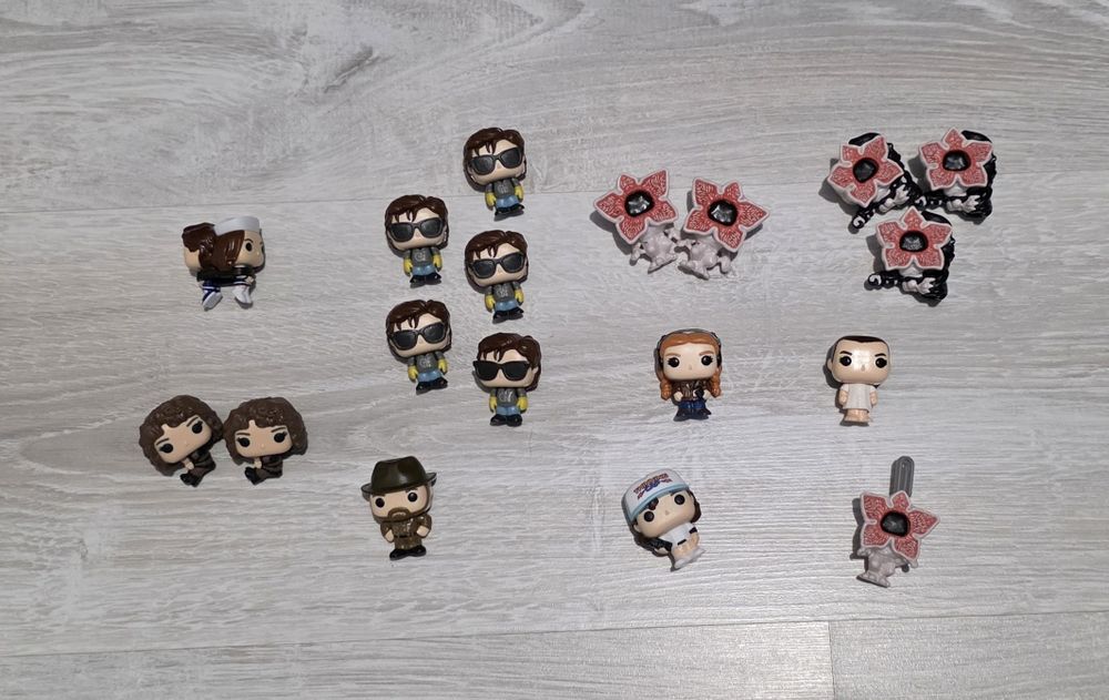 Stranger things kinder joy