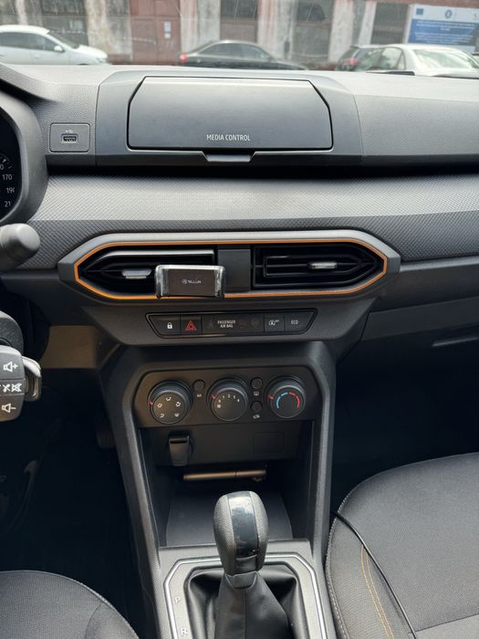 Dacia Sandero Stepway TVA deductibil